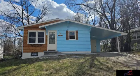 4507 Laurel Ave, Omaha, NE 68104