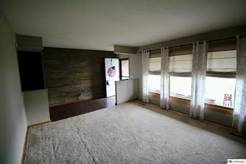 Living - 616 W 5th St, Wilber, NE 68465 photo 1 of 4