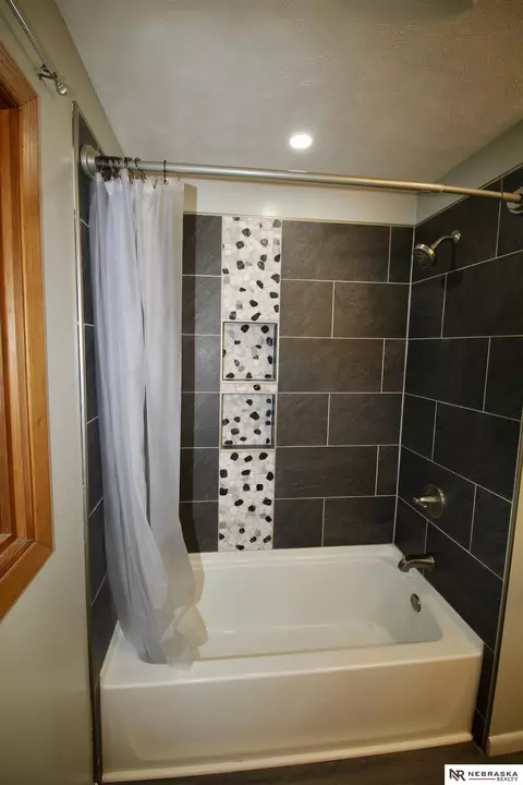 Bath - 616 W 5th St, Wilber, NE 68465 photo 3 of 3