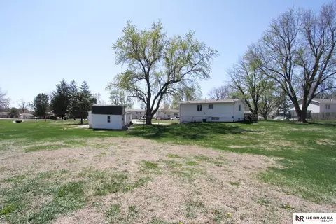 Exterior - 740 G St, Eagle, NE 68347 photo 4 of 5