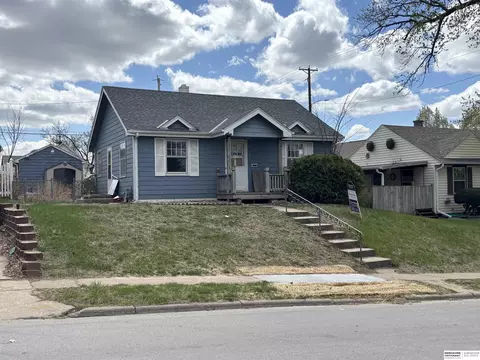 4143 U St, Omaha, NE 68107