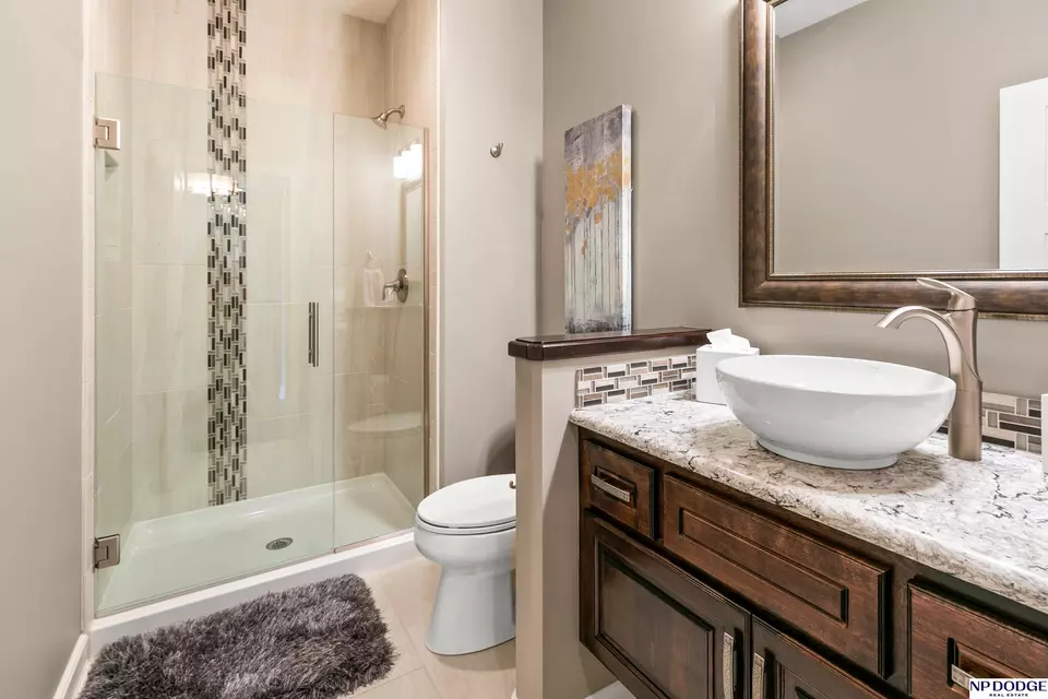 Bath - 1316 S Hws Cleveland Blvd, Omaha, NE 68130 photo 1 of 8