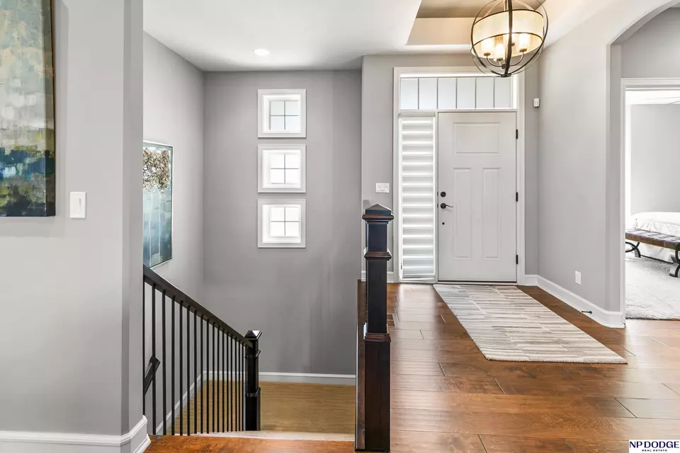 Entry Way - 1316 S Hws Cleveland Blvd, Omaha, NE 68130 photo 2 of 2