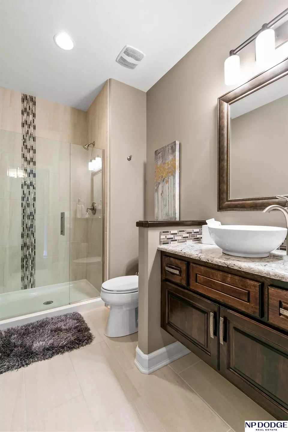 Bath - 1316 S Hws Cleveland Blvd, Omaha, NE 68130 photo 2 of 8