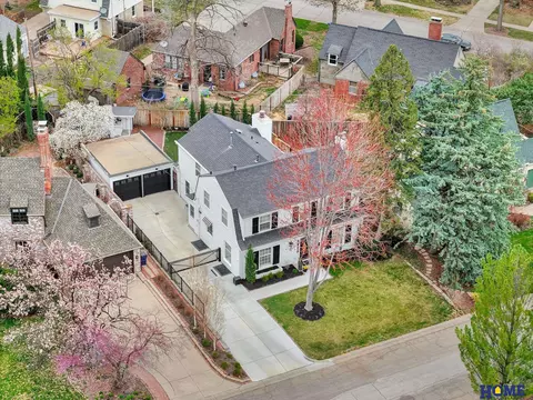 3227 E Pershing Rd, Lincoln, NE 68502