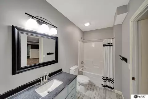 Bath - 16181 S 73rd St, Roca, NE 68430 photo 8 of 8