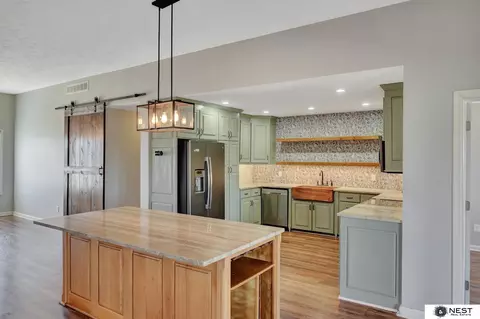 Kitchen - 16181 S 73rd St, Roca, NE 68430 photo 4 of 10