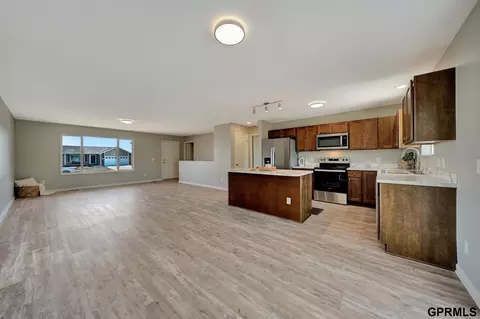 909 N 26th St, Beatrice, NE 68310 photo 32