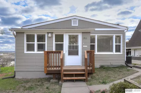 1915 S 2 St, Omaha, NE 68108