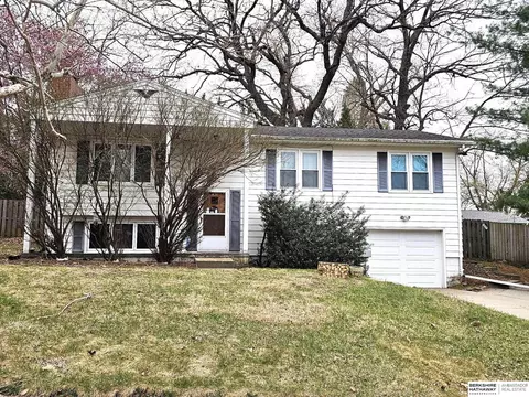 1509 Sycamore St, Bellevue, NE 68005