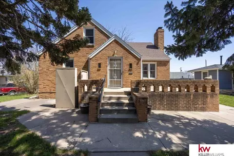 4451 S 39 St, Omaha, NE 68107