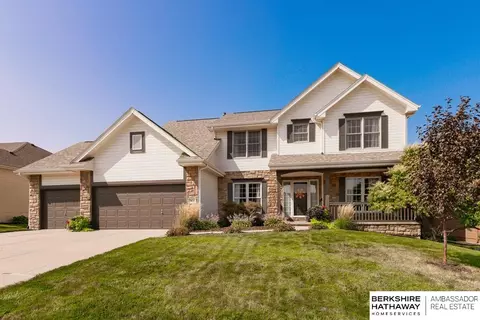 9614 S 173rd Ave, Omaha, NE 68136