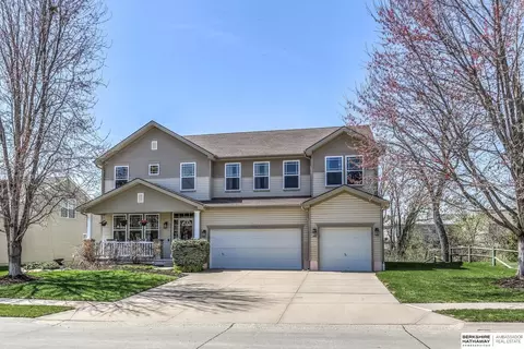 16043 Cary St, Omaha, NE 68136 photo 3