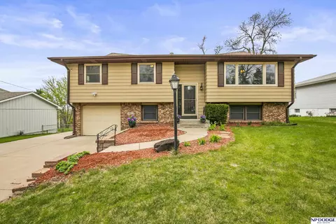 2022 N 104th Cir, Omaha, NE 68134
