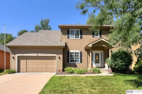 9216 S 169th St, Omaha, NE 68136