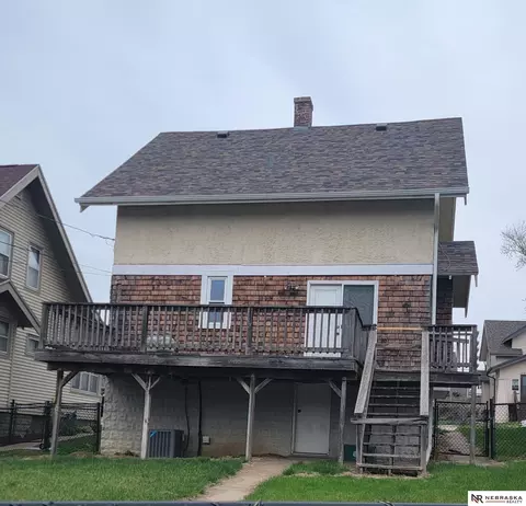 Exterior - 3072 S 33rd St, Omaha, NE 68105 photo 2 of 3