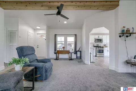 8957 E Apple Rd, Firth, NE 68358 photo 3