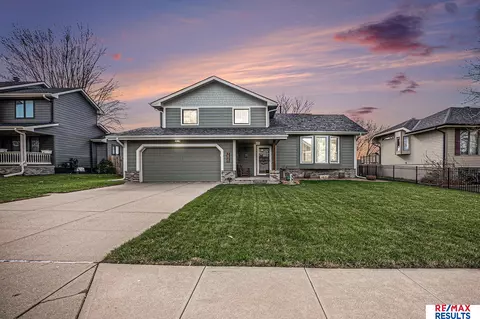 7820 S 71 Ave, La Vista, NE 68128