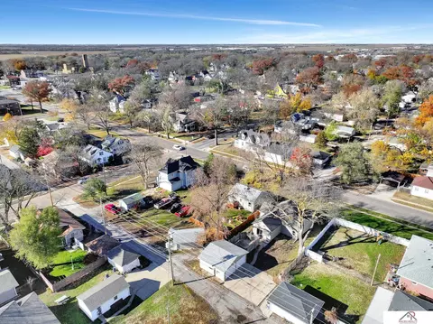 View/Area - 915 Lincoln St, Beatrice, NE 68310 photo 1 of 3