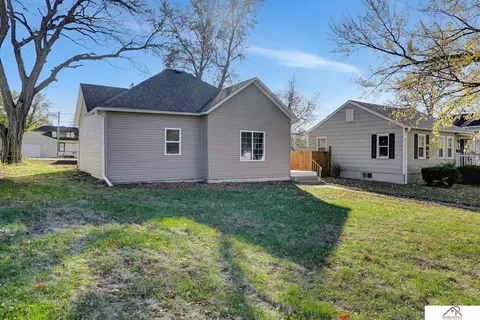 Other - 915 Lincoln St, Beatrice, NE 68310 photo 3 of 9