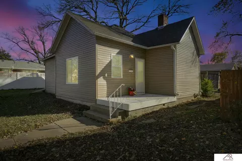 Other - 915 Lincoln St, Beatrice, NE 68310 photo 2 of 9