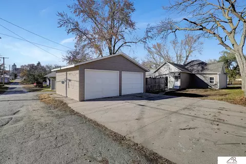 Other - 915 Lincoln St, Beatrice, NE 68310 photo 6 of 9