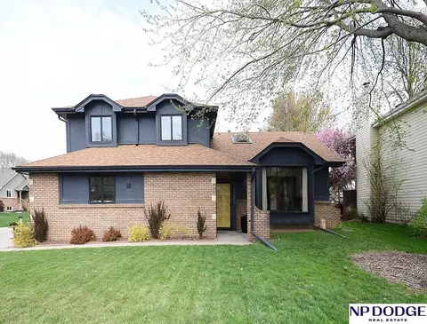 15298 Pepperwood Dr, Omaha, NE 68154