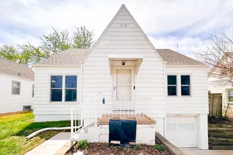 5043 Emmet St, Omaha, NE 68104