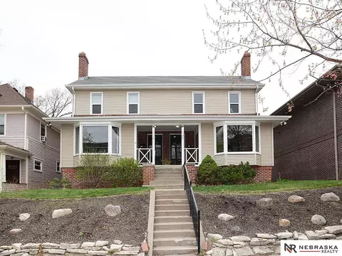 118 N 41st St, Omaha, NE 68131