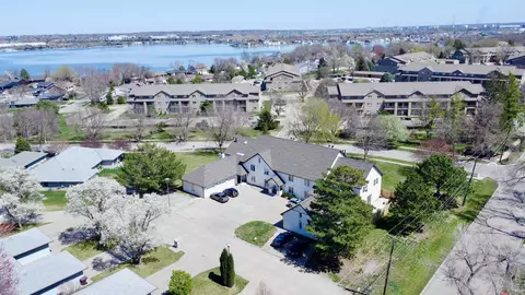 511 NW 16th St #6, Lincoln, NE 68528