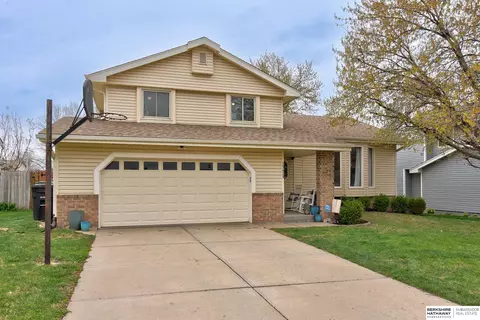 15429 Allan Dr, Omaha, NE 68137