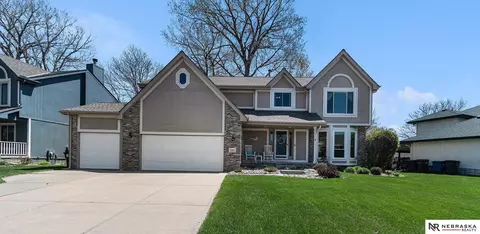 2215 N 153rd Ave, Omaha, NE 68116