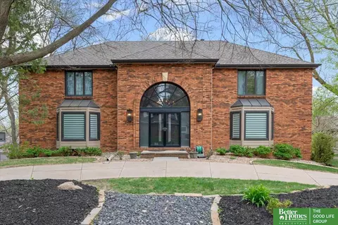 11211 Williams Plz, Omaha, NE 68144