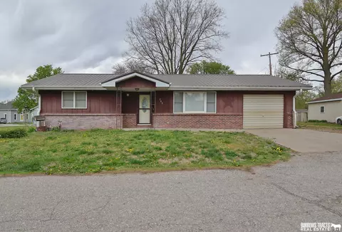 245 Division St, Sterling, NE 68443