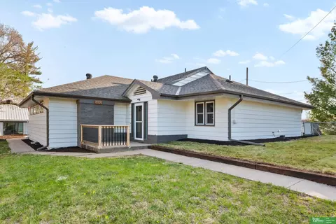 8105 Miami St, Omaha, NE 68134
