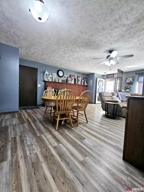 Dining - 109 N Way Ave, Sutton, NE 68979 photo 1 of 1