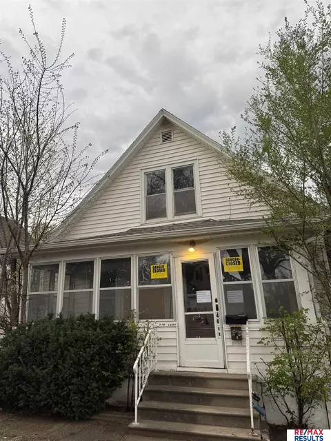 4681 Mason St, Omaha, NE 68106
