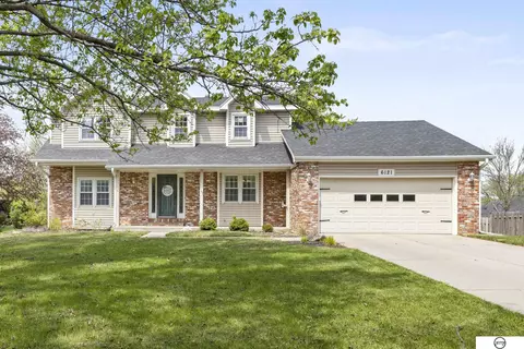6121 Tennyson Cir, Lincoln, NE 68516