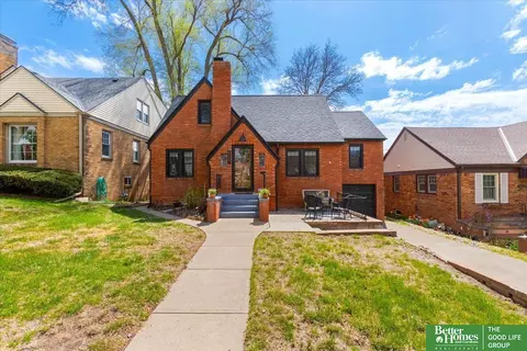 4327 Shirley St, Omaha, NE 68105
