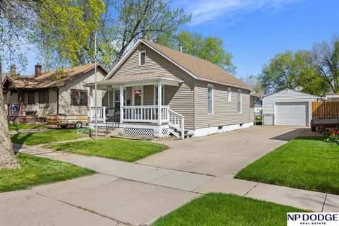 1246 E 3rd St, Fremont, NE 68025
