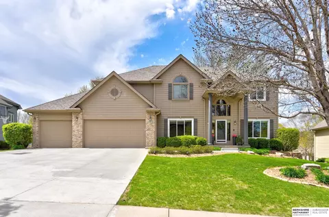 4954 S 177th Cir, Omaha, NE 68135