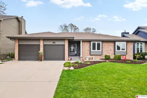 7205 S 160 St, Omaha, NE 68136