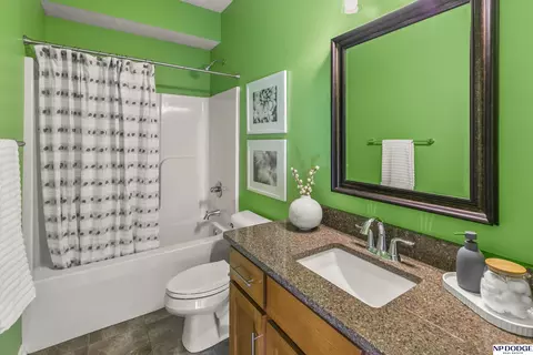 Bath - 4467 Crest Ridge Loop, Blair, NE 68008 photo 3 of 3