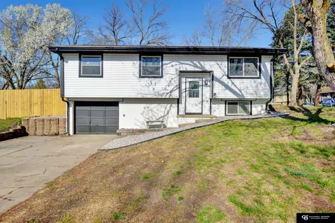 501 Conestoga Ave, Hickman, NE 68372