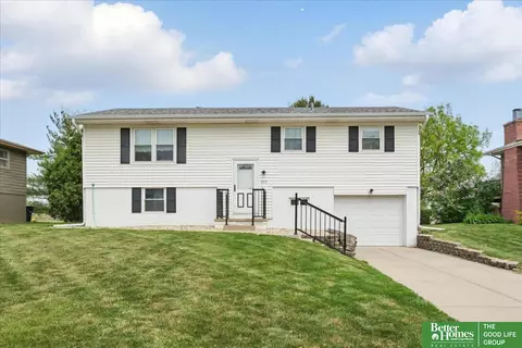 205 S 110th St, Omaha, NE 68154