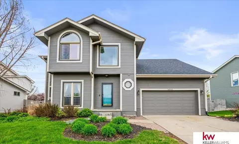 14925 G St, Omaha, NE 68137