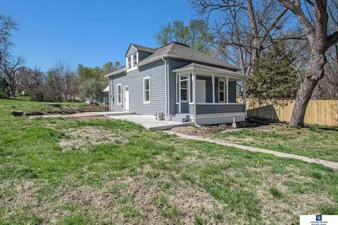 1521 Avenue A, Plattsmouth, NE 68048