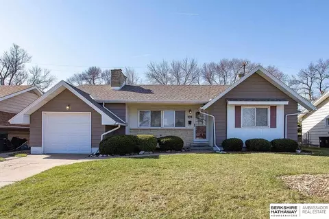 4609 Spring St, Omaha, NE 68106