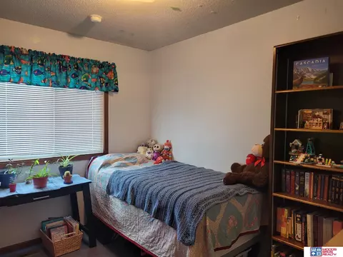 Bedroom - 180 E Moffitt St, Seward, NE 68434 photo 2 of 4