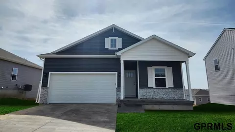 12650 S 205th St, Gretna, NE 68028